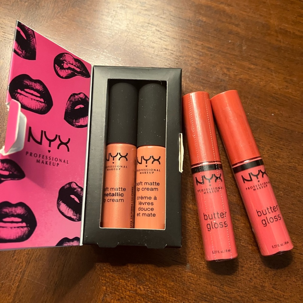 NYX Lip Gloss Set